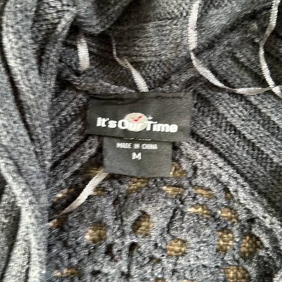 It’s Our Time Women’s Charcoal Gray Decorative Back Long Sleeve Cardigan Medium - Picture 5 of 5